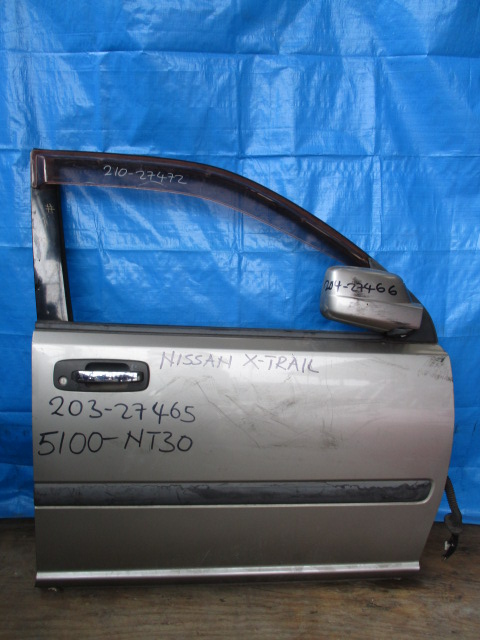 Used Nissan  DOOR GLASS FRONT RIGHT